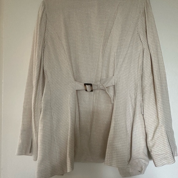 Bagatelle Collection Cream Gingham Blazer (Size M) - Picture 4 of 6